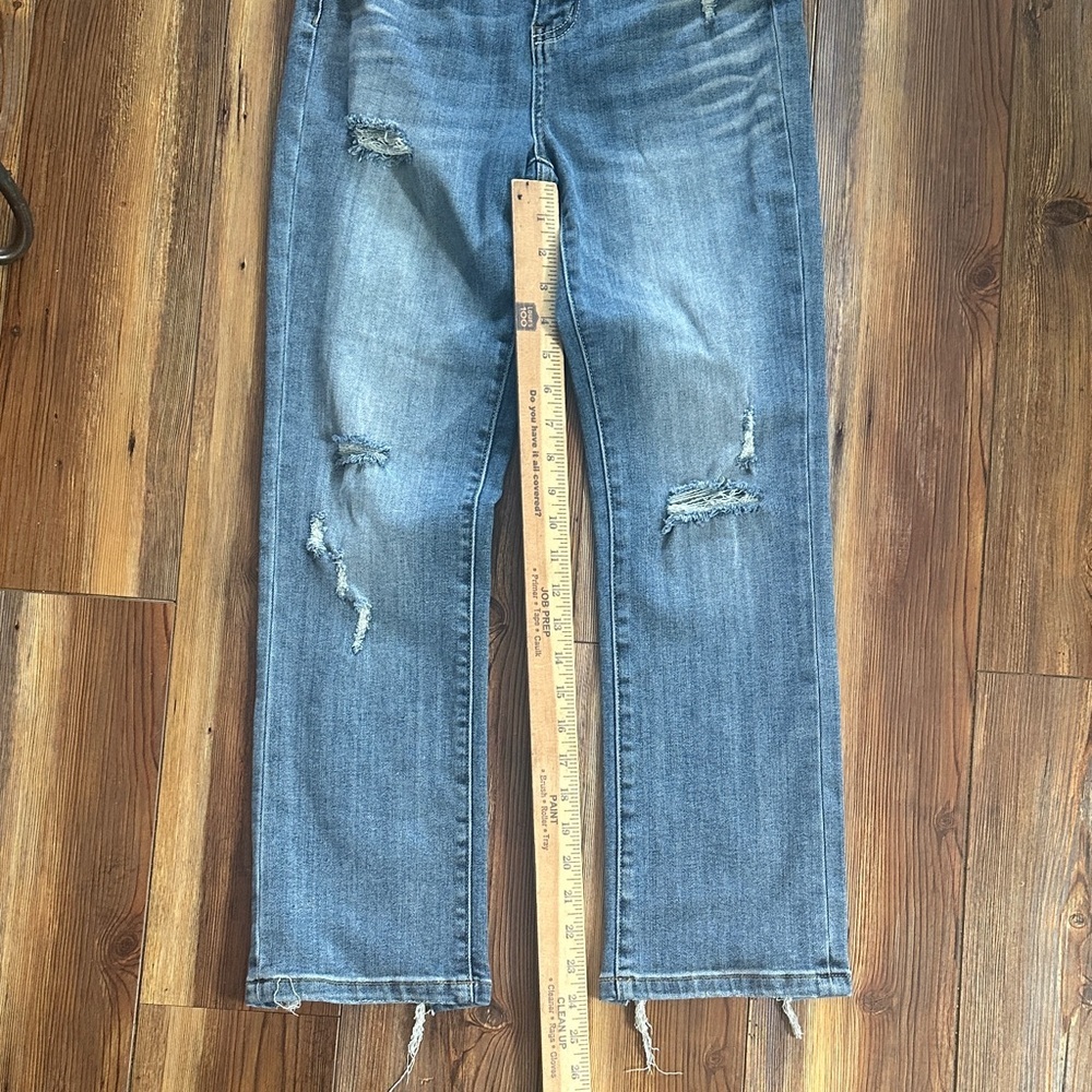 Risen Jeans Distressed High-Rise Straight Jeans - Light Blue 3/26 - Picture 5 of 6